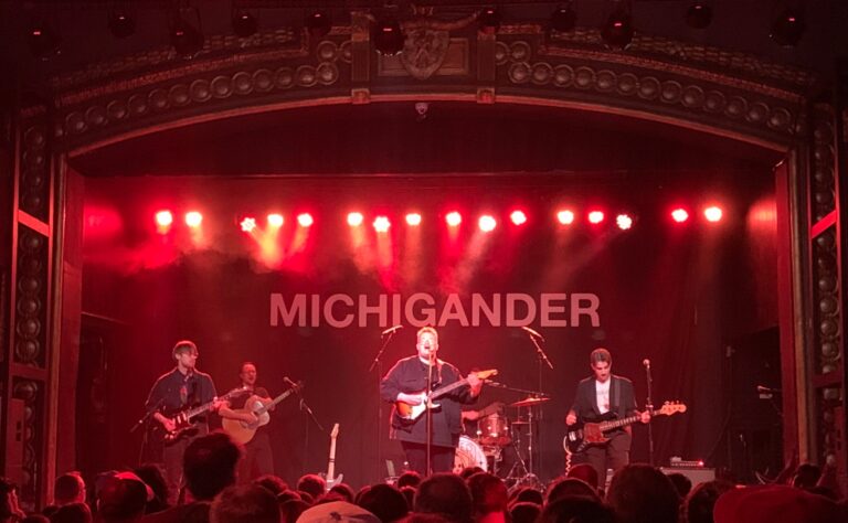 On Stage – Say Yes to Michigander