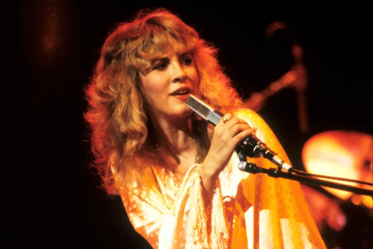 Author Talk – ‘Mirror in the Sky: The Life & Music of Stevie Nicks’